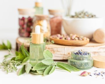 Máster en Naturopatía + Máster en Herbodietética